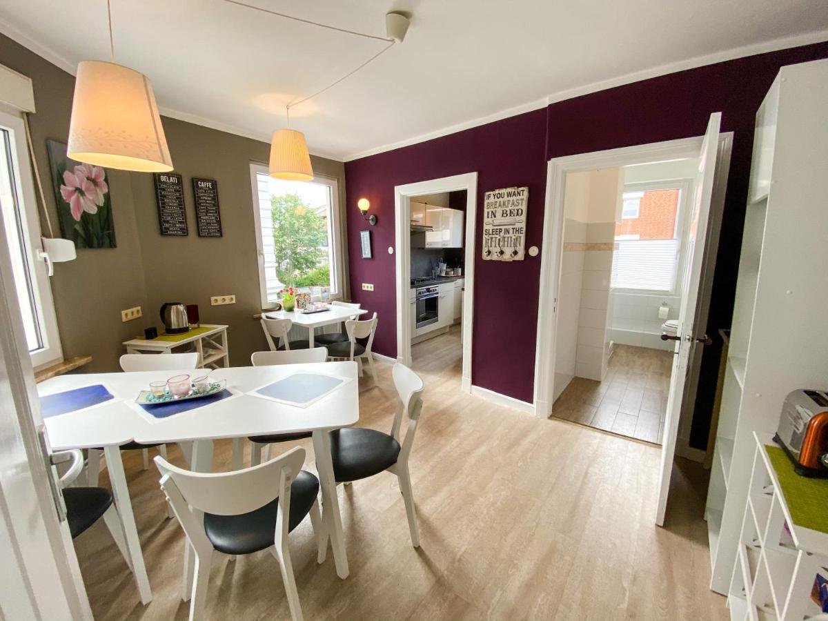Villa Hanseart Luebeck - Privatzimmer In Zentraler Lage Εξωτερικό φωτογραφία