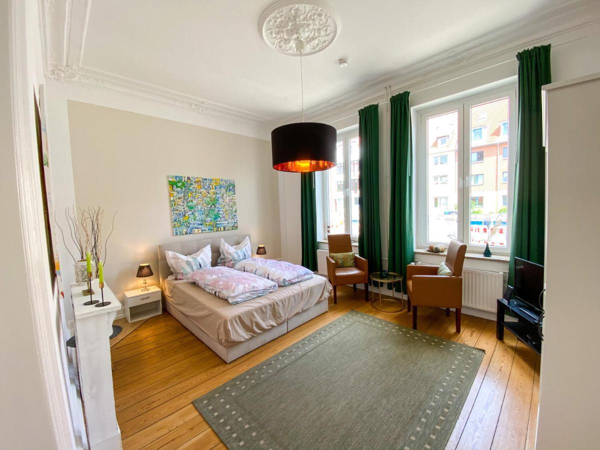 Villa Hanseart Luebeck - Privatzimmer In Zentraler Lage Εξωτερικό φωτογραφία