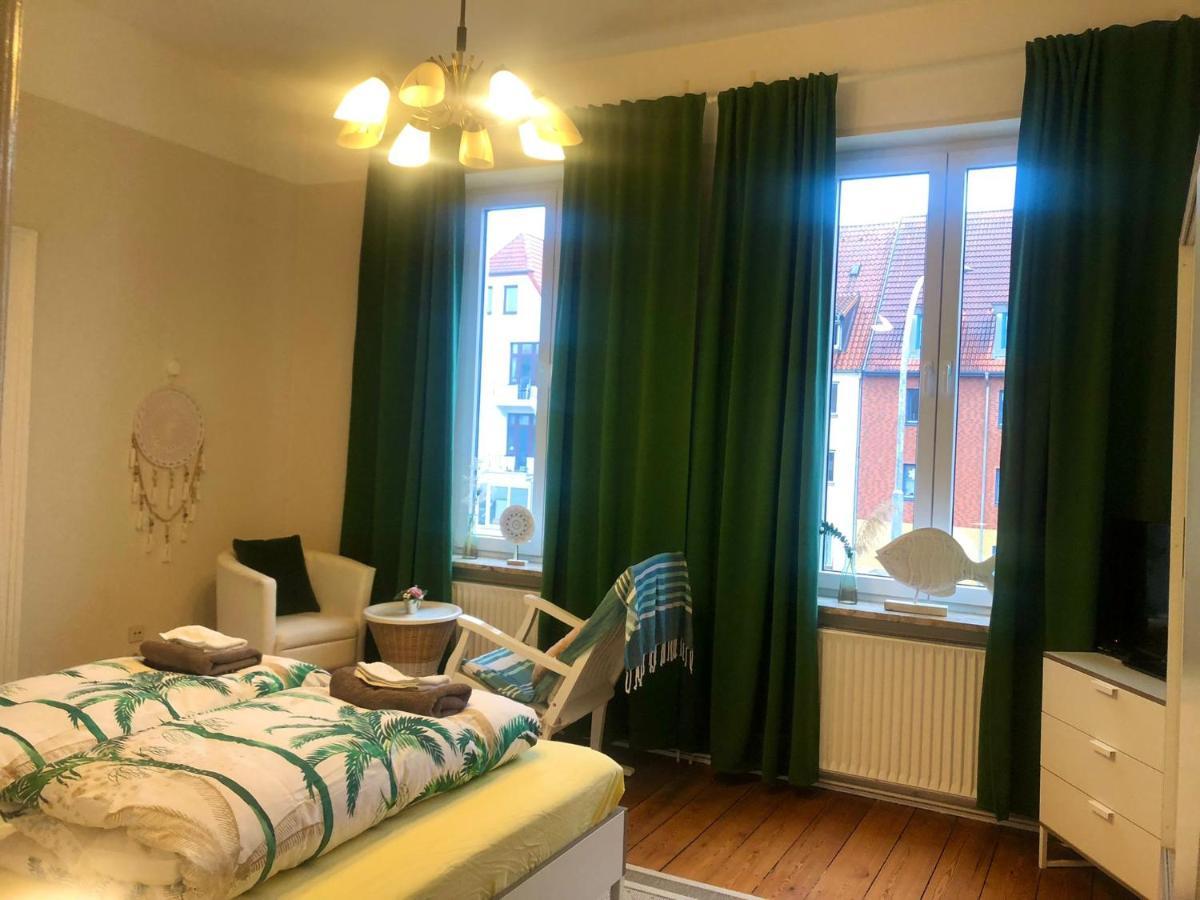 Villa Hanseart Luebeck - Privatzimmer In Zentraler Lage Εξωτερικό φωτογραφία